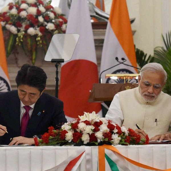 narendra-modi-and-shinzo-abe-signing-agreements