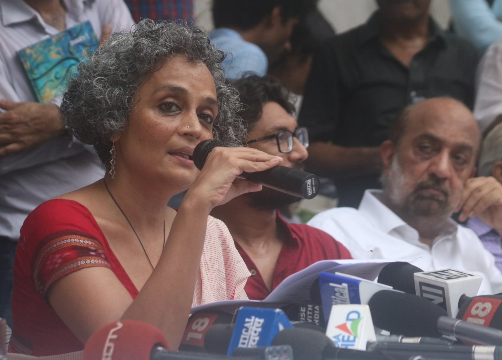 New Delhi: Author Arundhati Roy along with Dalit leader Jignesh Mewani, addresses a press conference, in New Delhi on Aug 30, 2018. (Photo: IANS) BJP will try to derail everything with some surprise attack: Arundhati Roy