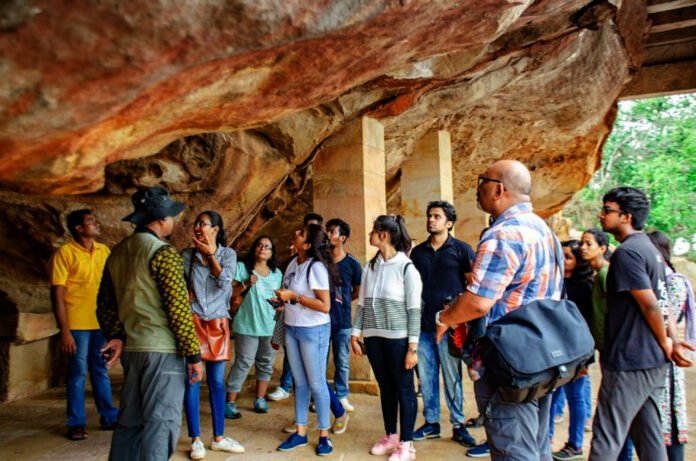 Swiss Odia family, designing students and locals join 74th Monks, Caves and Kings
