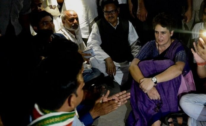 Priyanka Gandhi remains under detention in UP