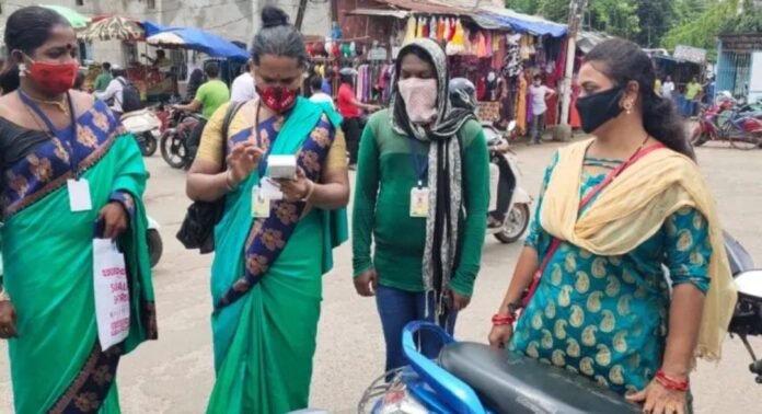 Transgenders collecting paring fees in odisha