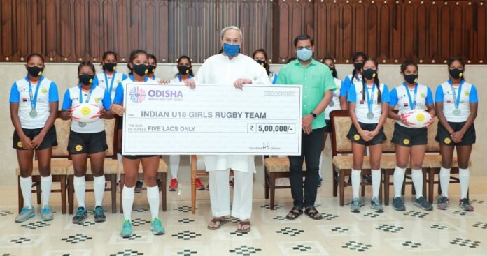 Naveen Patnaik felicitates Indian U-18 Girls' Rugby Team
