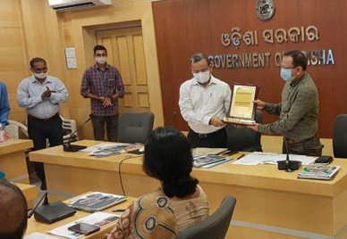 OMBADC Sundargarh District of Odisha awarded as Best Performing District