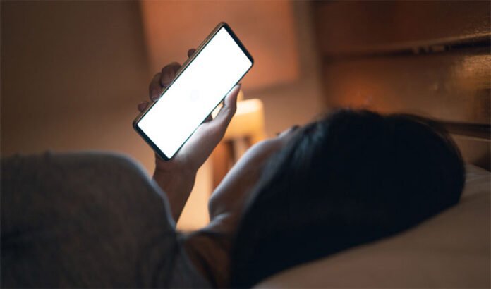 stay-away-from-the-phone-30-minutes-before-bedtime
