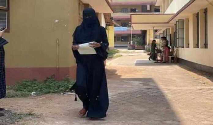 two student are not-allowed-to-take-exams-due to wearing-hijab in karnataka