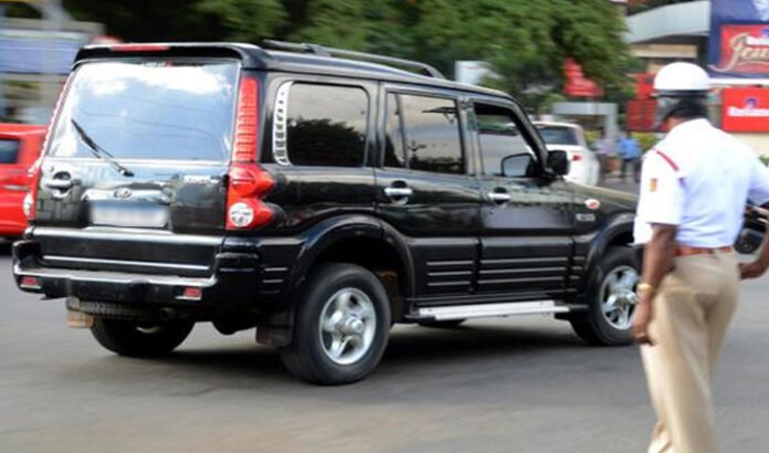 if-you-have-black-glass-in-the-car-you-will-be-fined-rs-500-in-twin-city