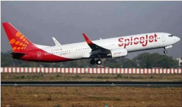 spicejet-flight-emergency-landing-in-karachi