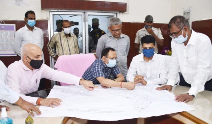 5t-secratary-visits-olatpur nirtar-hospital-will-be-beautified