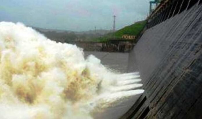 hiraku-dam-opens-5-gate release-floodwaters