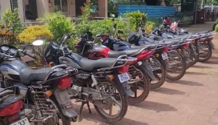 bike-lootera-gang-busted-by-police-in-bhubaneswar-3-arrested