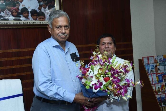 Ashok Kumar Parija Takes Over As KIIT-DU’s Chancellor