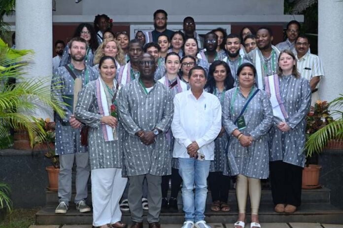Delegation From The City University Of New York Visit KIIT and KISS
